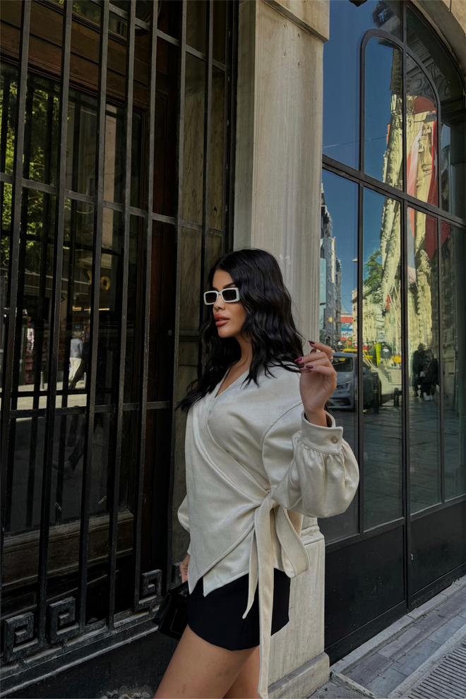 Ello Blusa De Ante Con Doble Botonadura Y Detalle De Lazo Piedra Ropa al por mayor Casual