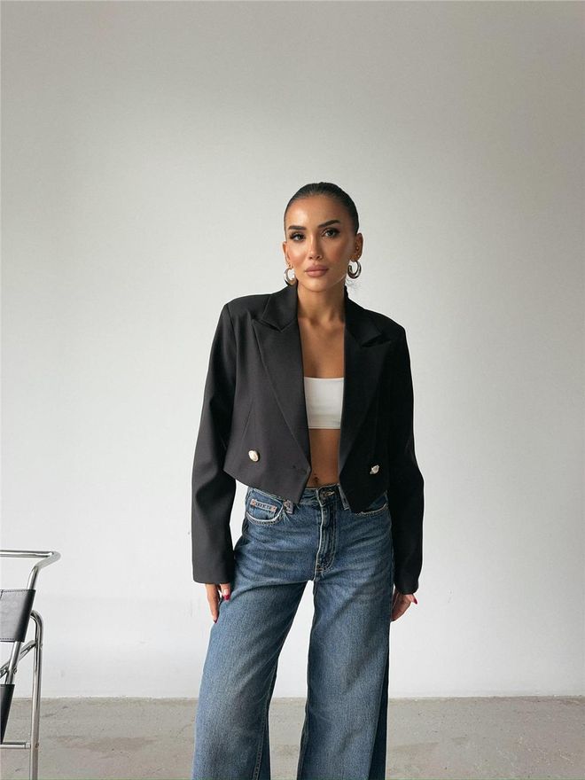 Ello Chaqueta Corta Con Detalle De Botón De Perlas En La Espalda Negro Ropa al por mayor 8