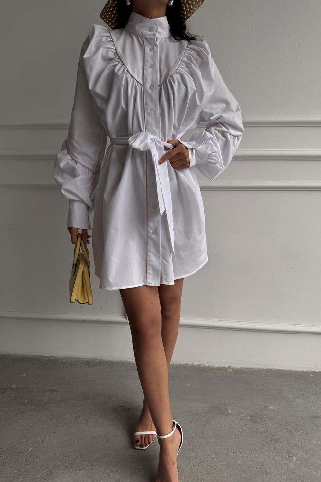 Ello Rozšírené Popelínové Šaty S Predným Zapínaním A Detailným Opaskom Veľkoobchod s oblečením Narodeniny