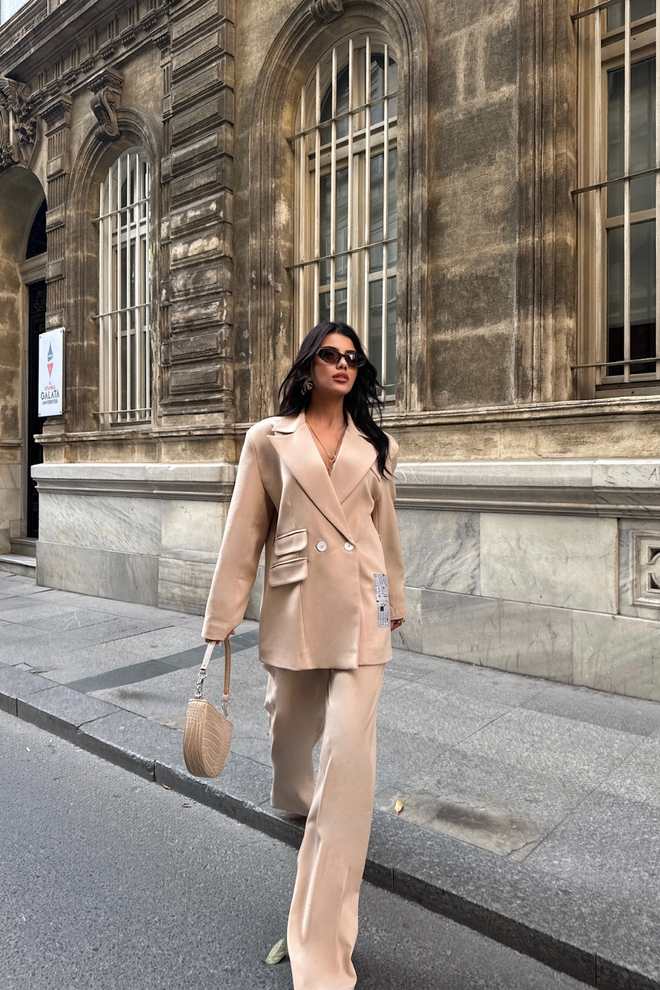 ESPADA Бежевый Формальный Костюм Оверсайз С Карманами С Клапаном Оптовая продажа одежды Повседневный