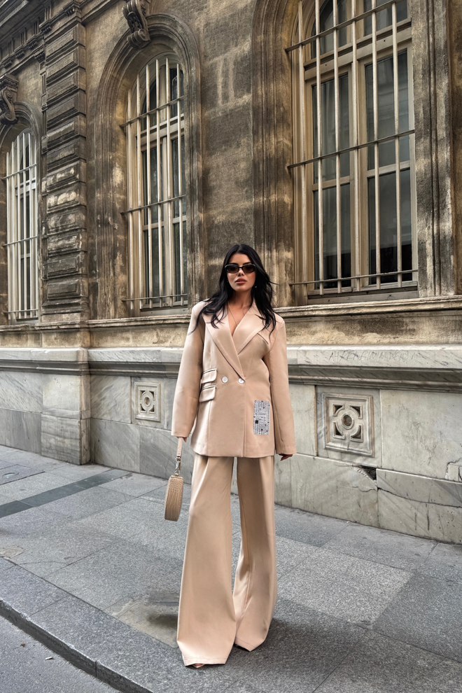 ESPADA Бежевый Формальный Костюм Оверсайз С Карманами С Клапаном Оптовая продажа одежды Нет ткани