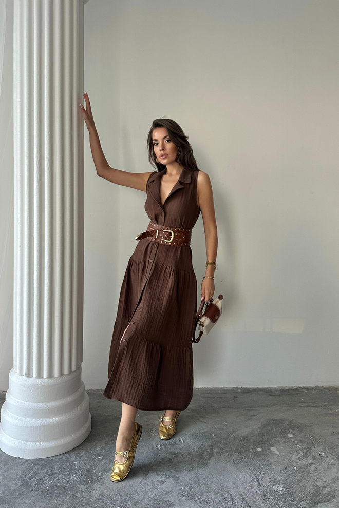 Ello Braunes Ärmelloses Hemdblusenkleid Mit Gekerbtem Hals In Midi Länge Großhandelskleidung Lässig