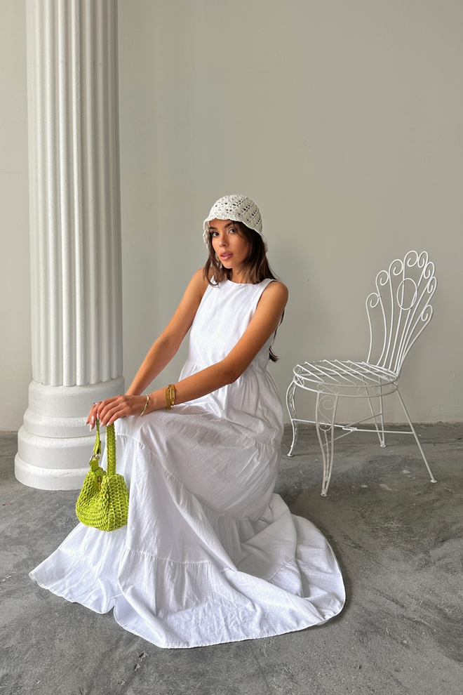 Ello Balta Babydoll Suknelė Su Kepurės Rankovėmis Didmeninė prekyba drabužiais 1