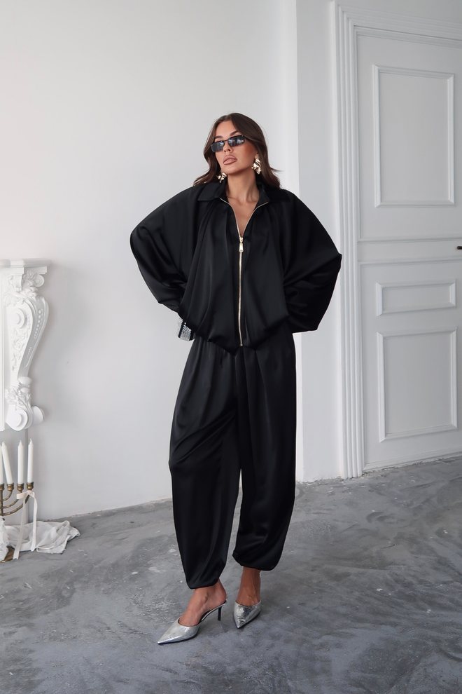 Ello Čierna Bombera Bunda S Netopierími Rukávmi Veľkoobchod s oblečením Jar