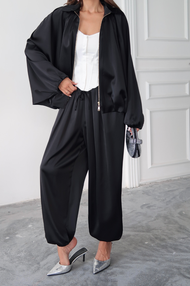 Ello Čierna Bombera Bunda S Netopierími Rukávmi Veľkoobchod s oblečením Práca