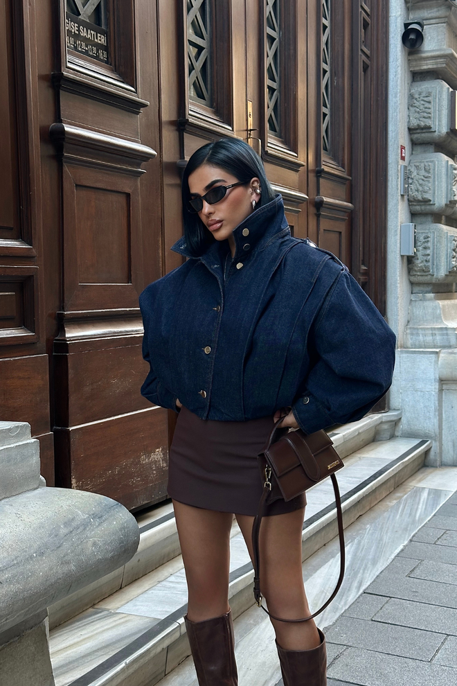 Ello Giacca Blu Oversize Abbottonata Corta Abbigliamento all'ingrosso Casuale