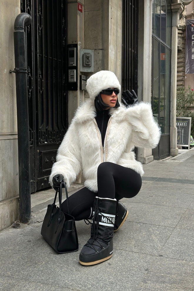 Ello White Fur Jacket With High Collar And Zip Closure Wholesale Clothing Vintage