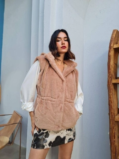 A wholesale clothing model wears 28456 - Vest - Light Brown, Turkish wholesale Vest of Ello