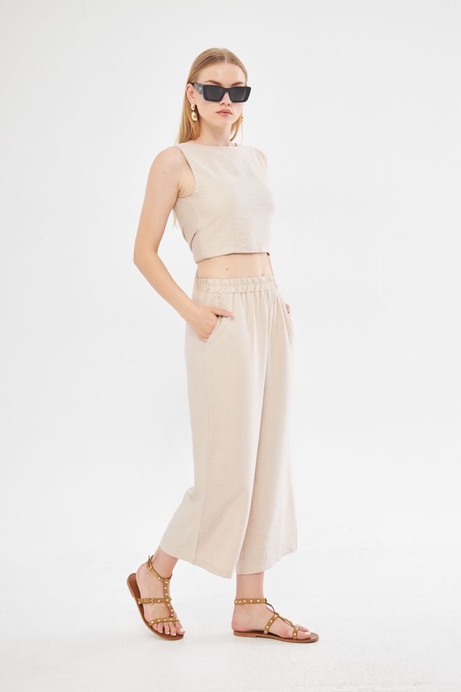 Evable Comfy Short Wide Leg Pull On Trouser With Linen In Beige Wholesale Clothing 4