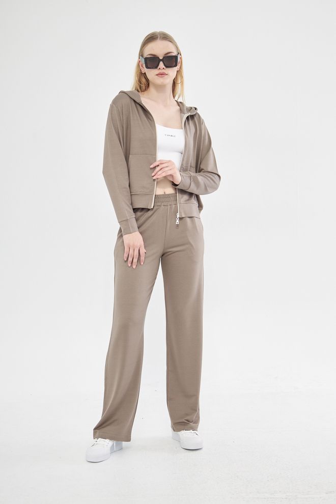 Evable Lofly High Rise Cotton Sweatpants In Brown Wholesale Clothing Gym