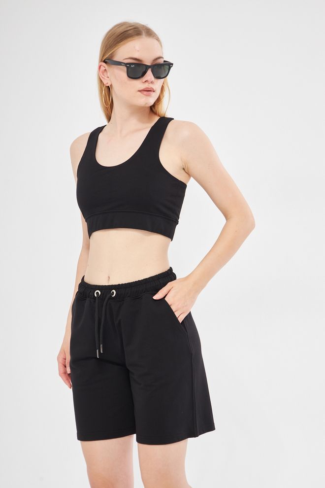 Evable Nadrozmerné Šortky S Vysokým Pásom Bels V Čiernej Farbe Veľkoobchod s oblečením Leto