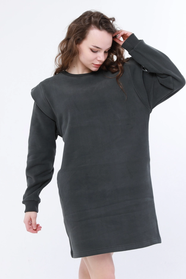 A model wears 44712 - Eona Sweatshirt Sleeve Detailed Dress - Khaki, wholesale Dress of Evable to display at Lonca