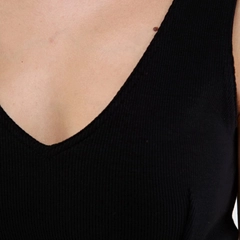 Ένα μοντέλο χονδρικής πώλησης ρούχων φοράει 20066 - Moer Bra - Black, τούρκικο Crop top χονδρικής πώλησης από Evable