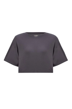 Een kledingmodel uit de groothandel draagt 20067 - Ero Crop Tshirt - Smoked, Turkse groothandel Crop-top van Evable