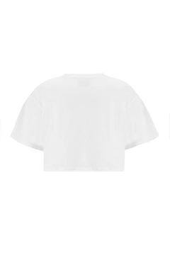 Una modelo de ropa al por mayor lleva 20068 - Frog Crop Tshirt - White, Camiseta turco al por mayor de Evable