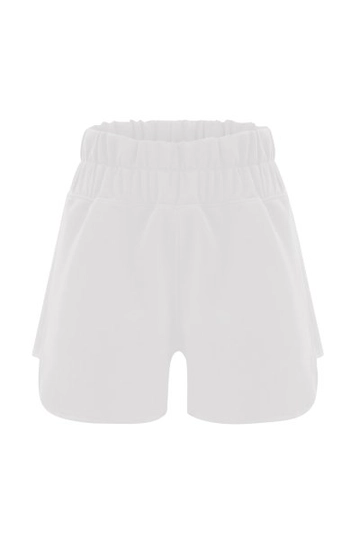 A wholesale clothing model wears  Vurde Shorts - White
, Turkish wholesale Shorts of Evable