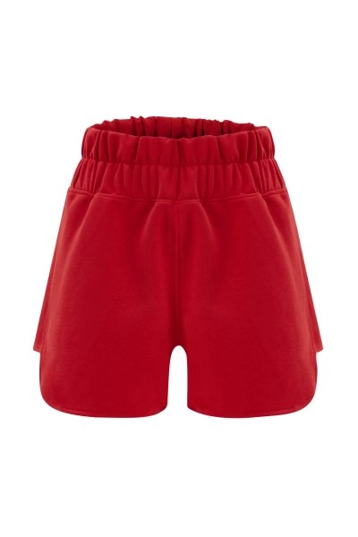 A model wears 20079 - Vurde Shorts - Red, wholesale Shorts of Evable to display at Lonca
