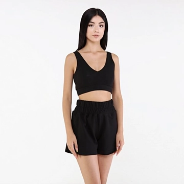 A wholesale clothing model wears  Vurde Shorts - Black
, Turkish wholesale Shorts of Evable