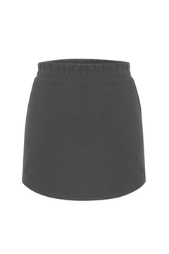 Een kledingmodel uit de groothandel draagt 20086 - Wen Skirts - Smoked, Turkse groothandel Rok van Evable