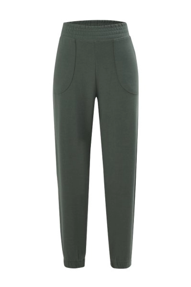 A model wears 20088 - Seal Sweatpant Int - Smoked, wholesale Sweatpants of Evable to display at Lonca