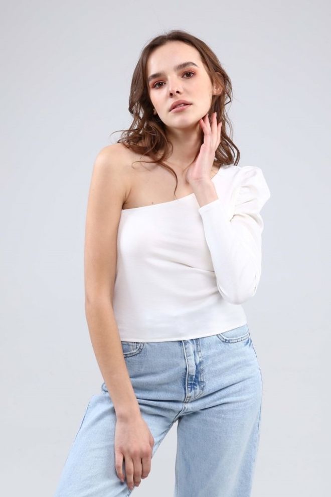 Evable Heght One Body White Wholesale Clothing 4