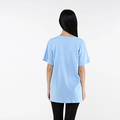 Um modelo de roupas no atacado usa 33560 - Anx Tshirt - Blue, atacado turco Camiseta de Evable