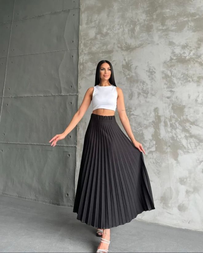 Ezgi Nisantasi Piliseli Etek Toptan Giyim Gündelik