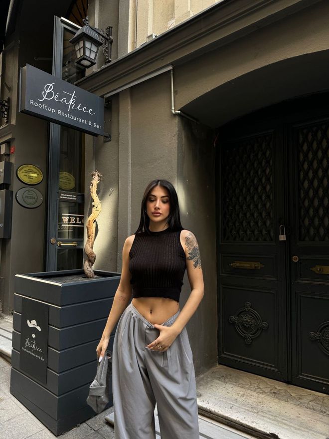 Ezgi Nisantasi Maglione Crop Abbigliamento all'ingrosso Casuale
