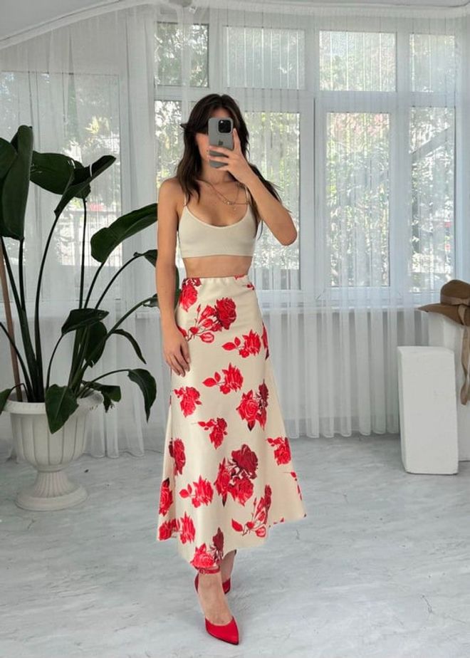 Ezgi Nisantasi Falda De Raso Ropa al por mayor Elegante