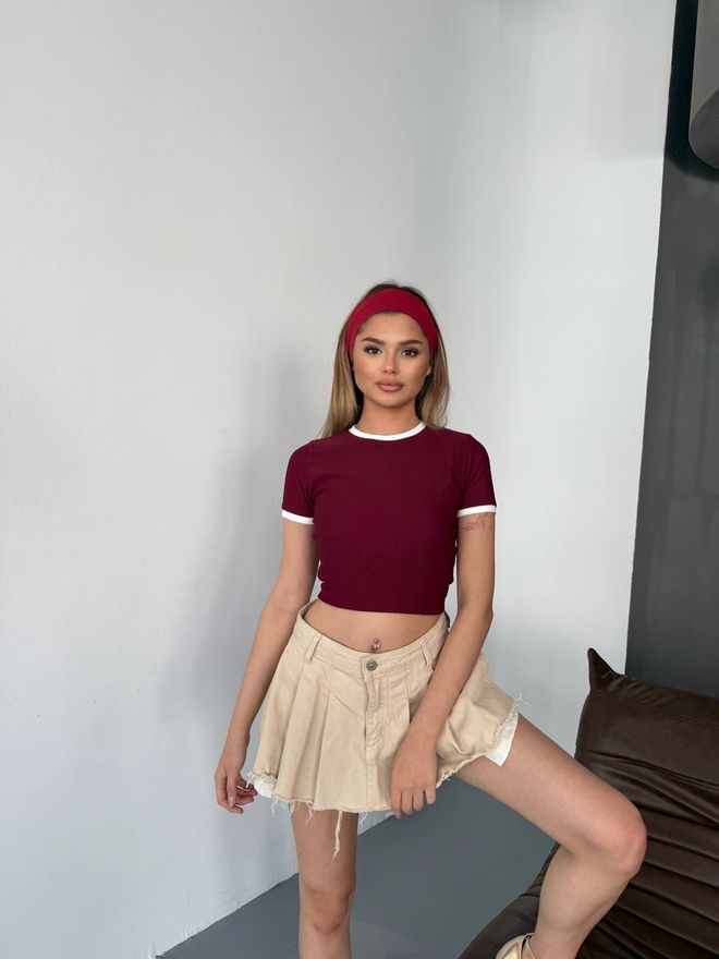 Ezgi Nisantasi Crop Top Bordeaux Slim Fit Manica Corta Abbigliamento all'ingrosso Casuale