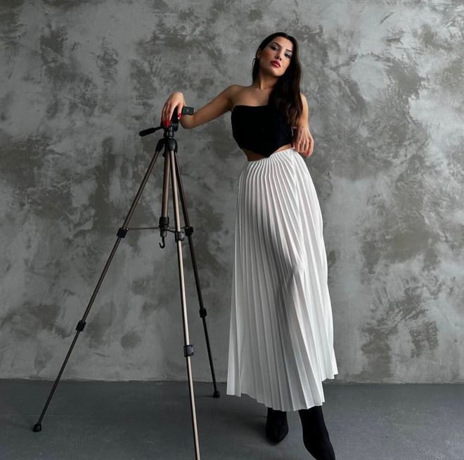 Ezgi Nisantasi Piliseli Etek Toptan Giyim Polyester