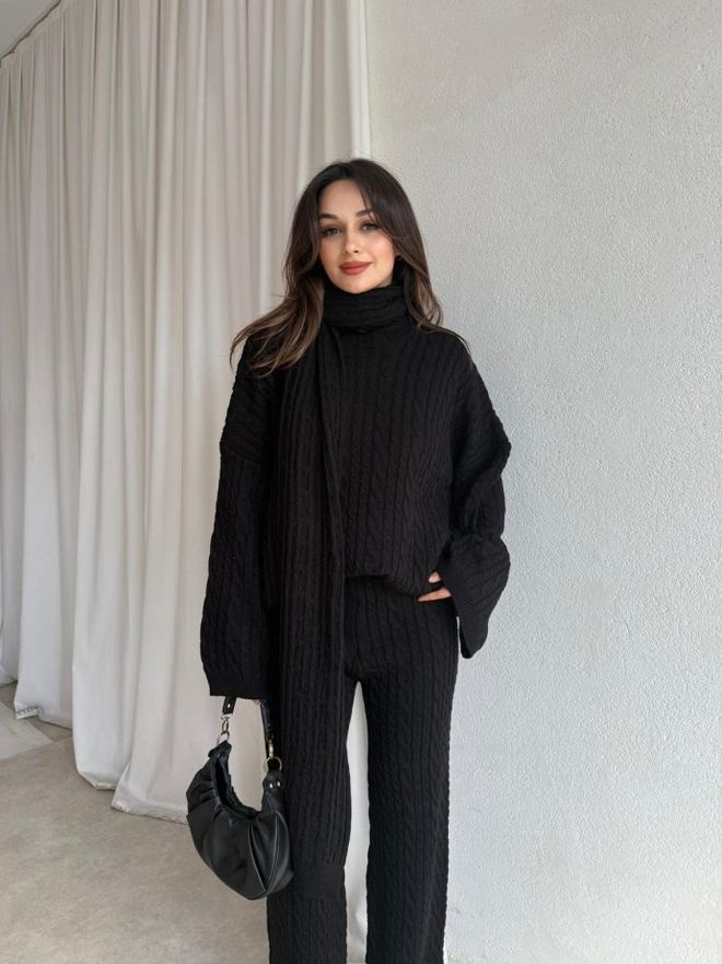 Ezgi Nisantasi Femme Threesome Suit Wholesale Clothing Acrylic