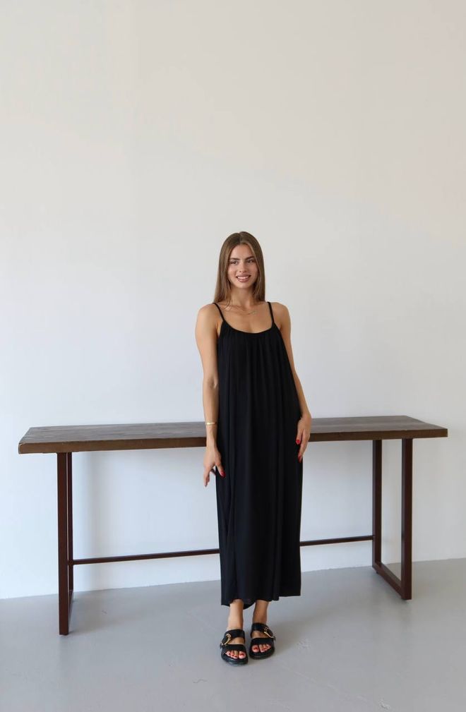 Ezgi Nisantasi Μαύρο Μάξι Φόρεμα Slip Με Πολύ Κοντά Μανίκια Χονδρικό εμπόριο ενδυμάτων Casual