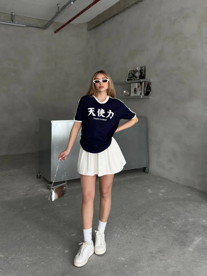 Ezgi Nisantasi Μπλε Μαρέν T shirt Casual V Neck Μισό Μανίκι Χονδρικό εμπόριο ενδυμάτων Casual