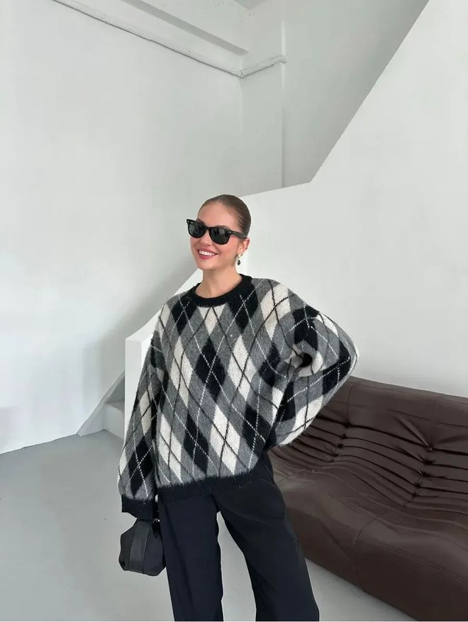 Ezgi Nisantasi Баклава Трикотажен Пуловер Дрехи на едро Небрежен