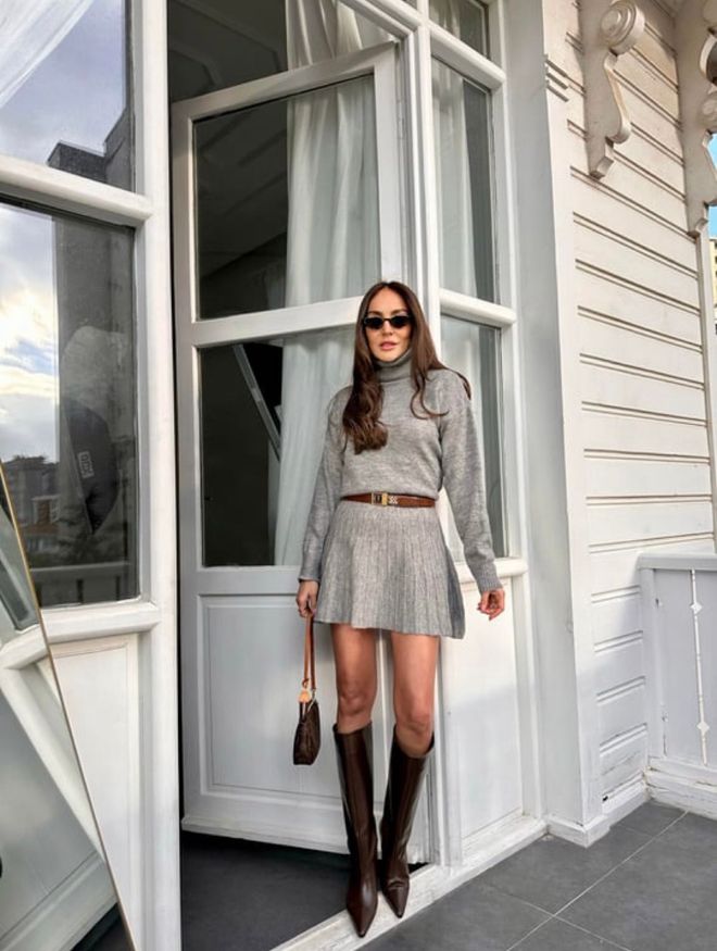 Ezgi Nisantasi Gri Gündelik Bol Kalıp Takım Pileli Mini Etek İle Toptan Giyim Gündelik