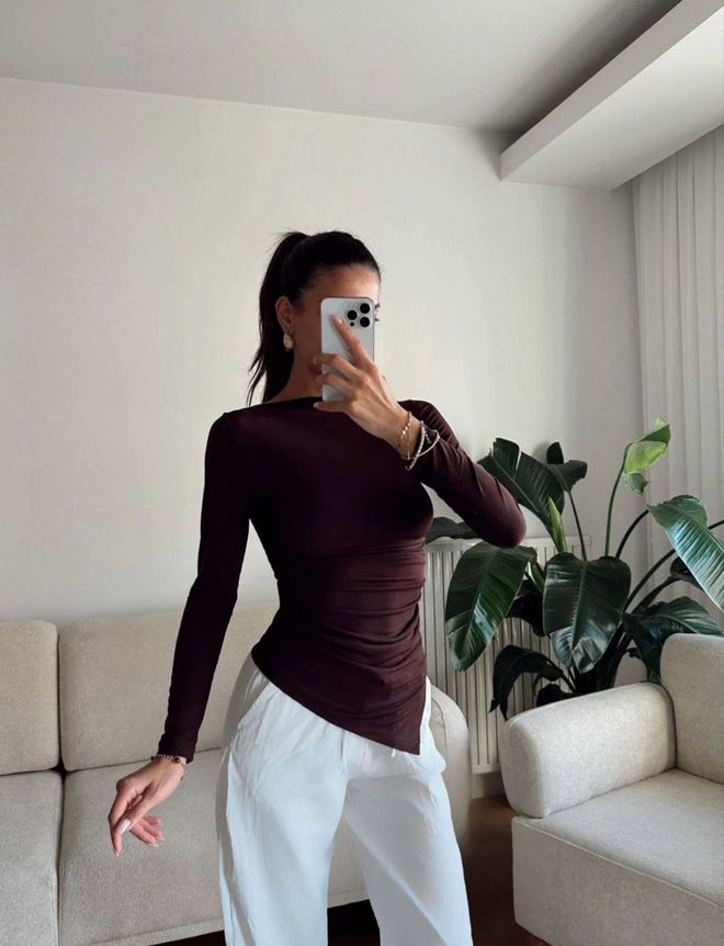 Ezgi Nisantasi Kahverengi Bluz Dar Kalıp Kayık Yaka Uzun Kol Toptan Giyim Tesettür