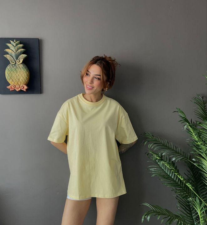 Ezgi Nisantasi T Shirt Großhandelskleidung Lässig