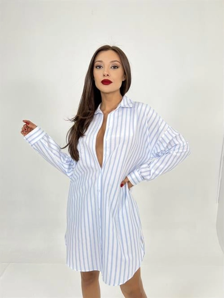 A wholesale clothing model wears fme14084-striped-shirt-dress-white, Turkish wholesale Dress of Fame