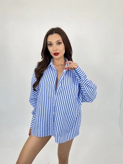 A wholesale clothing model wears fme14108-striped-shirt-blue-&-white, Turkish wholesale Shirt of Fame