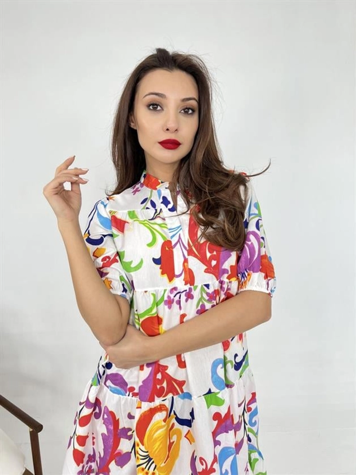 A wholesale clothing model wears FME11073 - Colorful Pattern Dress - White, Turkish wholesale Dress of Fame