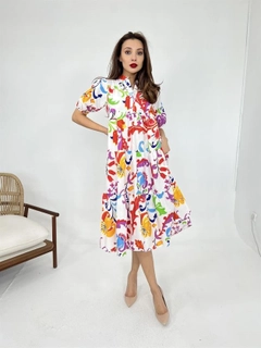 A wholesale clothing model wears FME11073 - Colorful Pattern Dress - White, Turkish wholesale Dress of Fame
