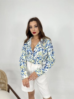 A wholesale clothing model wears fme13467-shirt-ecru-&-blue, Turkish wholesale Shirt of Fame