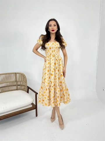 A wholesale clothing model wears  Dress - Yellow
, Turkish wholesale Dress of Fame