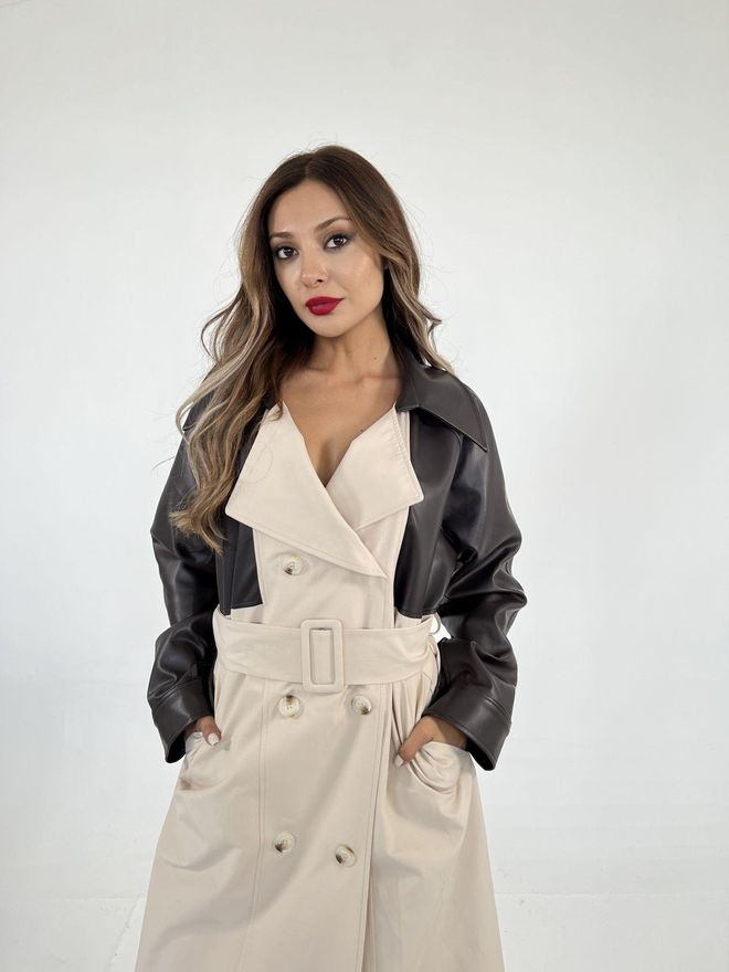 Fame Trenchcoat – Ecru Großhandelskleidung Formal