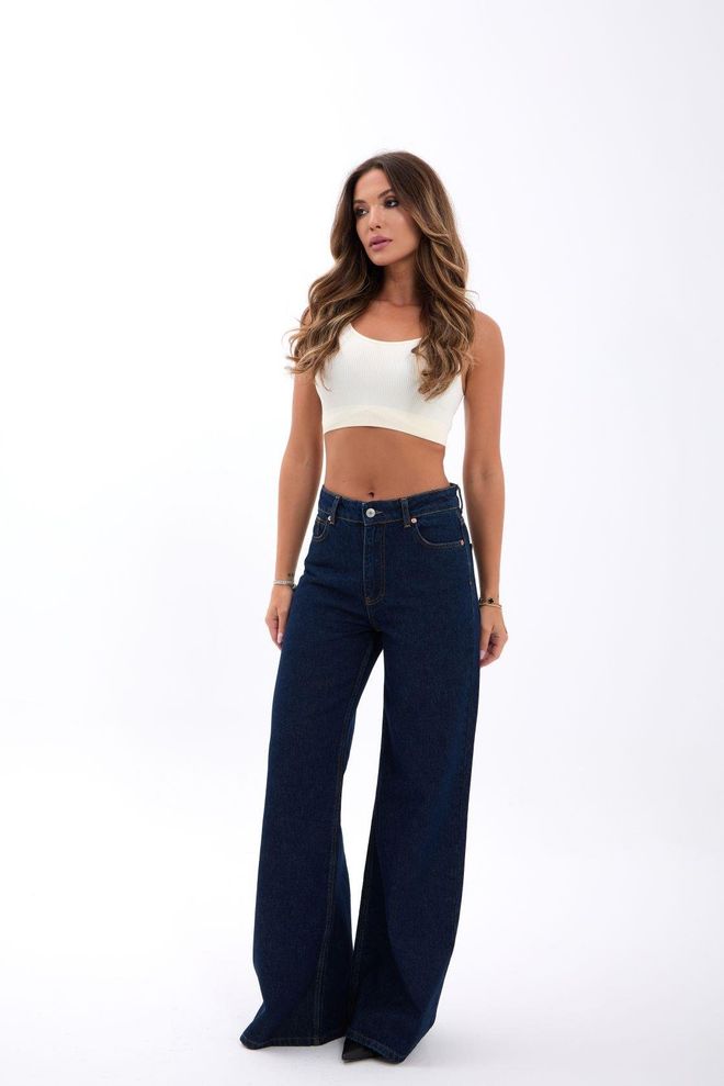 Fame Синие Джинсы Mom С Высокой Талией И Широкими Ногами (Blue Mom Jeans With High Waist And Wide Leg) Оптовая продажа одежды Повседневный
