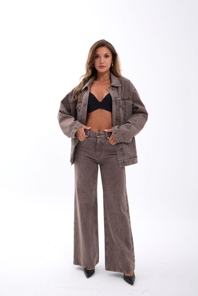 Fame Jeans Marrone Mom A Vita Alta Con Gamba Larga Abbigliamento all'ingrosso Casuale