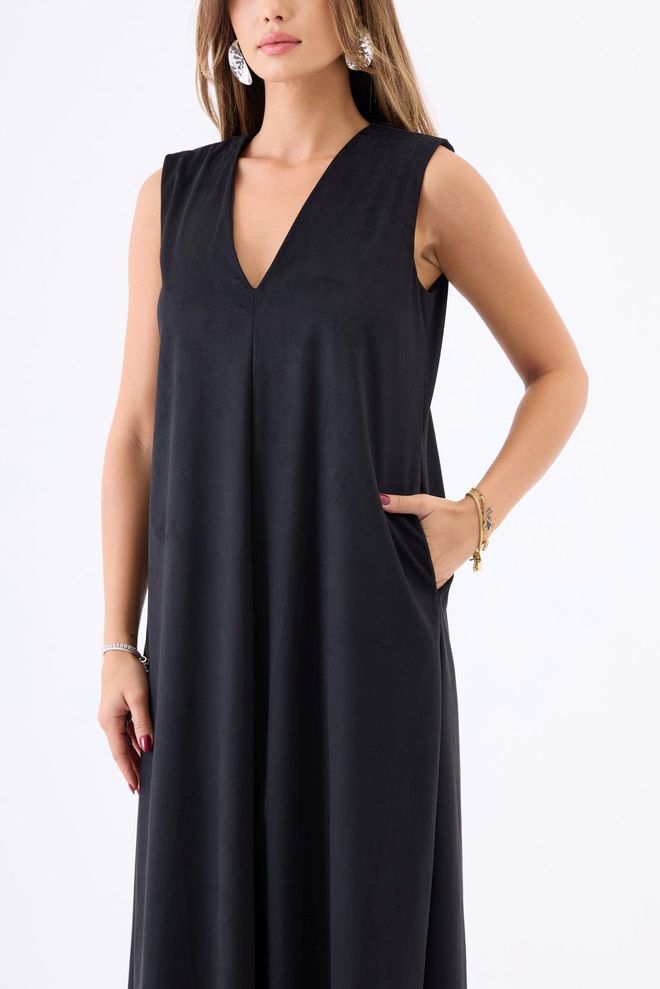 Fame Μαύρο Κομψό Μίντι Φόρεμα A line Με V λαιμόκοψη Χονδρικό εμπόριο ενδυμάτων Άνοιξη