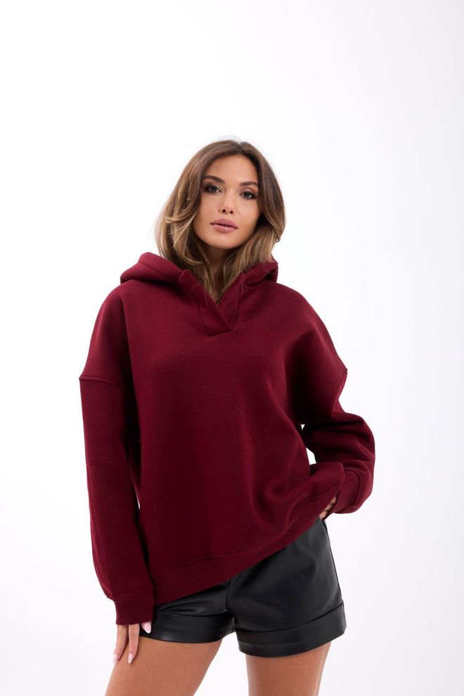Fame Megztinis Tamsiai Raudona Su Gobtuvu Ir Oversize Dydžiu Didmeninė prekyba drabužiais Kokteilinė