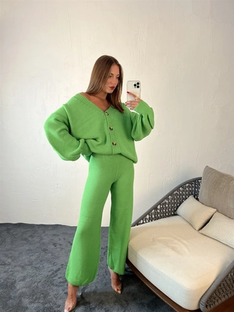 A model wears 29632 - Suit - Light Green, wholesale Suit of Fame to display at Lonca